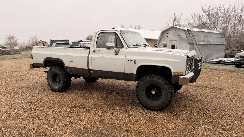 GMC C/K 1500 1987 photo 2
