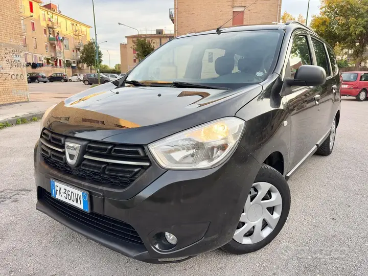 Dacia Lodgy