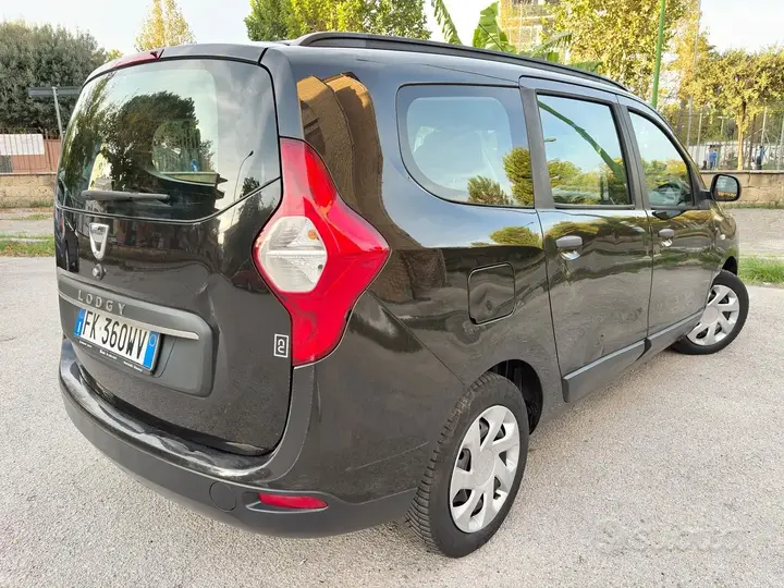Dacia Lodgy 2017 photo 3