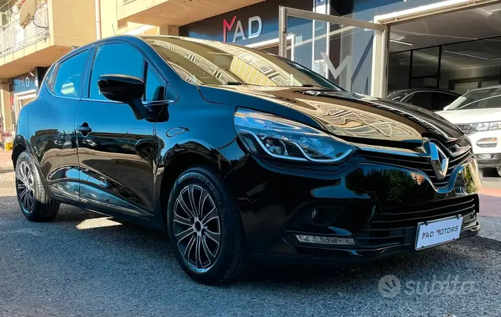 Renault Clio 2018 photo 2