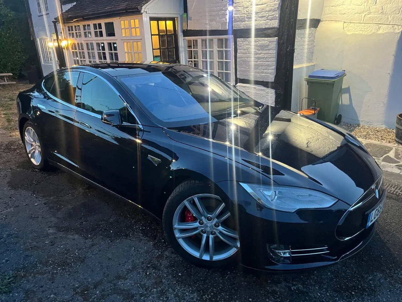 Tesla Model S 2015 photo 2