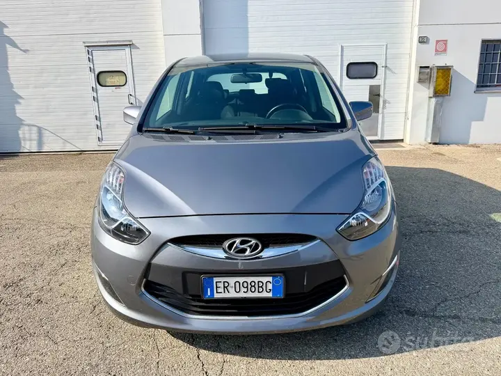 Hyundai Ix20 2013 photo 2