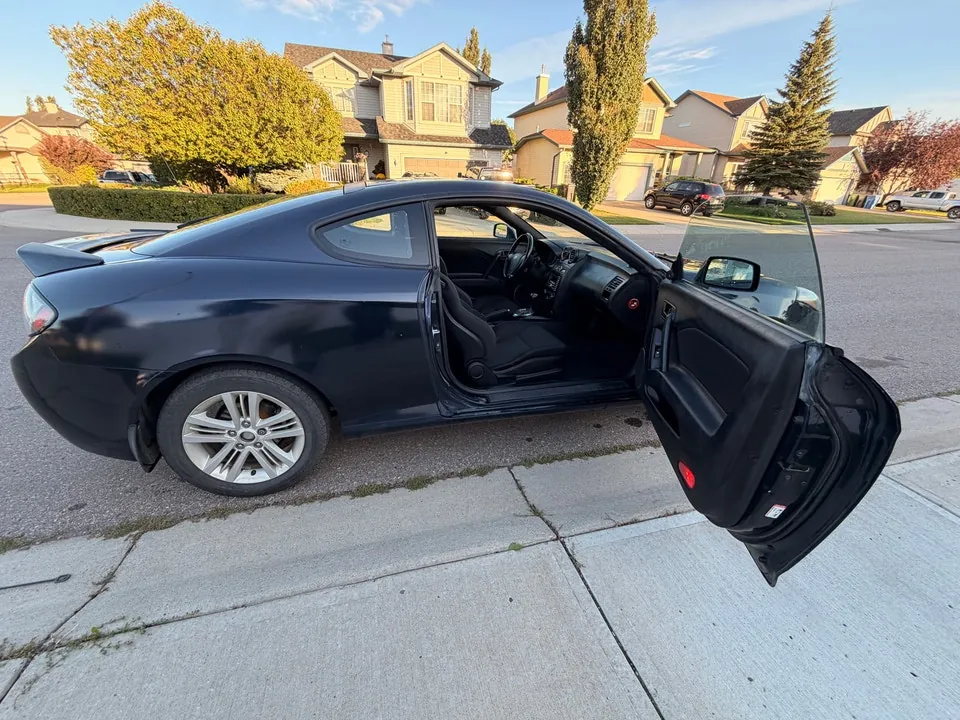 Hyundai Tiburon 2008 photo 2