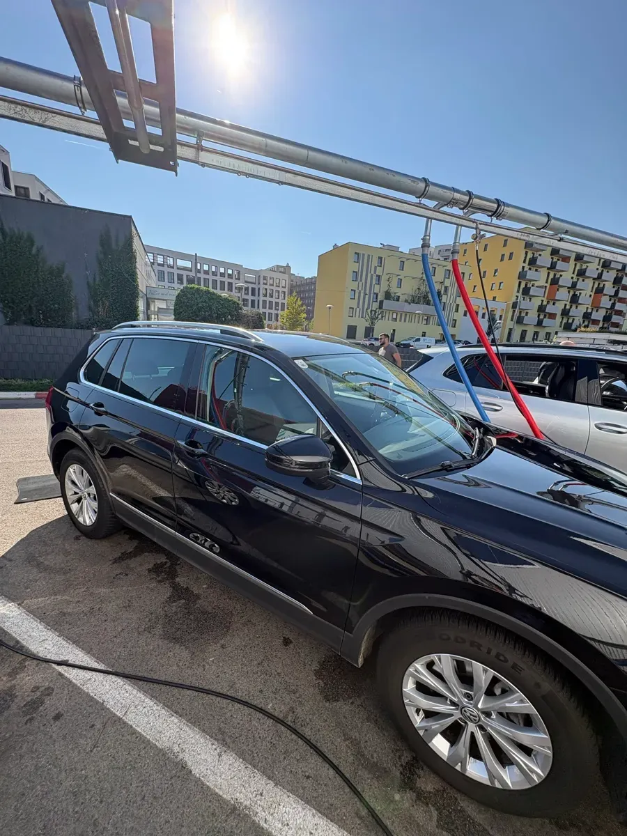 Volkswagen Tiguan 2018 photo 3