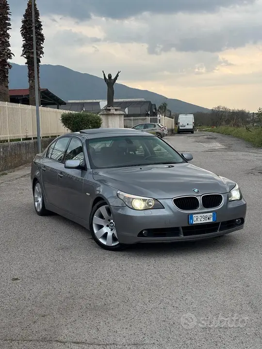 BMW 530 2004 photo 2