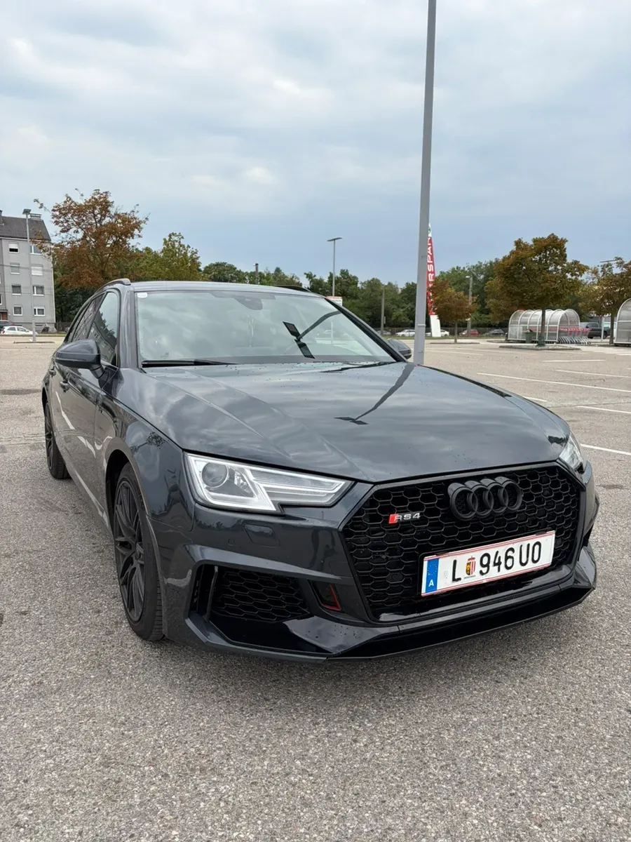 Audi A4 2016 photo 3