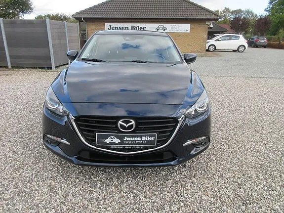 Mazda 3 2017 photo 2