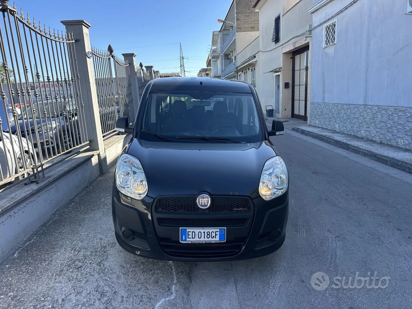 Fiat Doblo 2010 photo 2