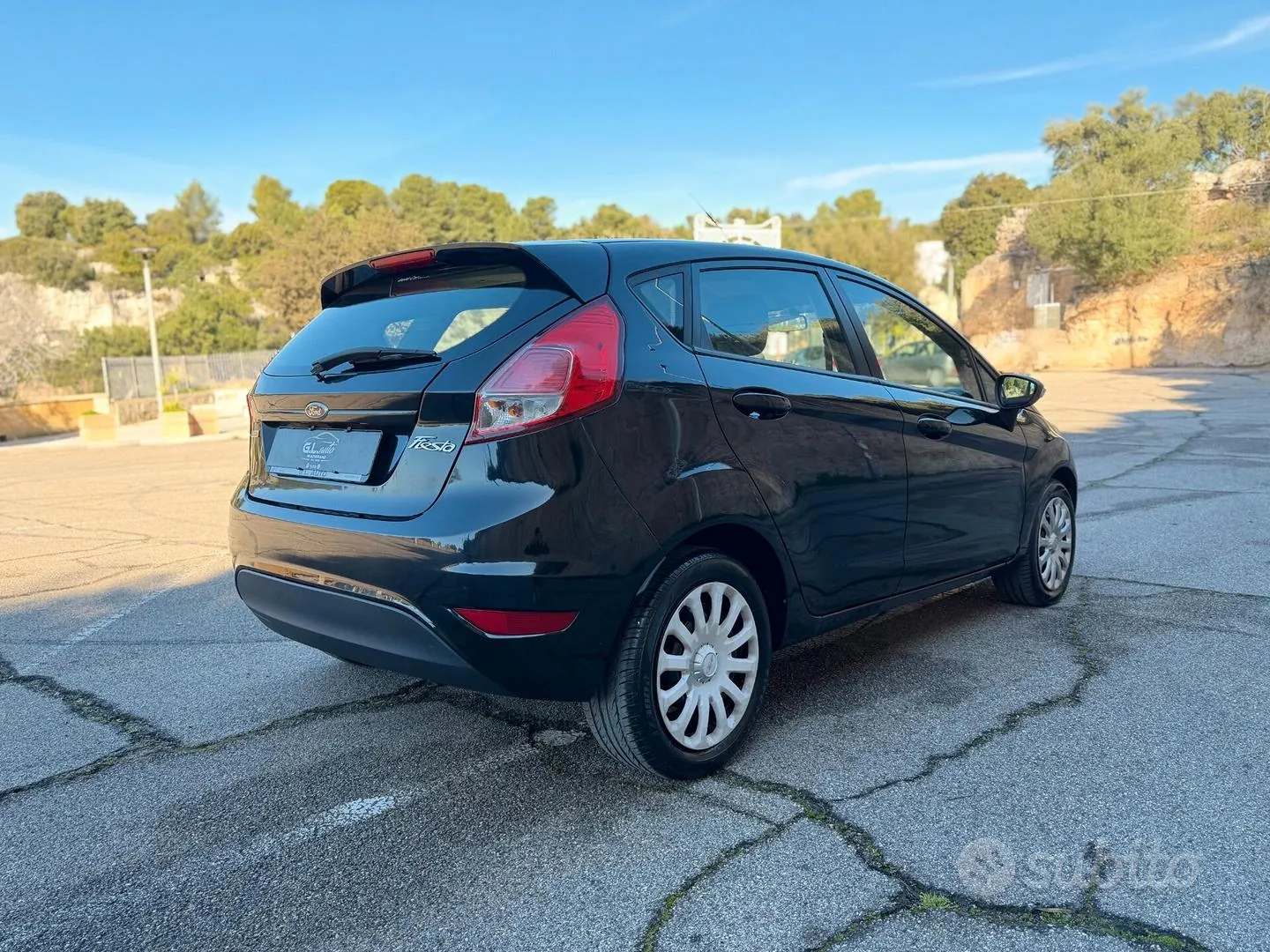 Ford Fiesta 2013 photo 2