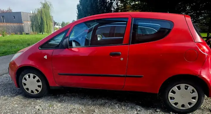 Mitsubishi Colt 2008 photo 2