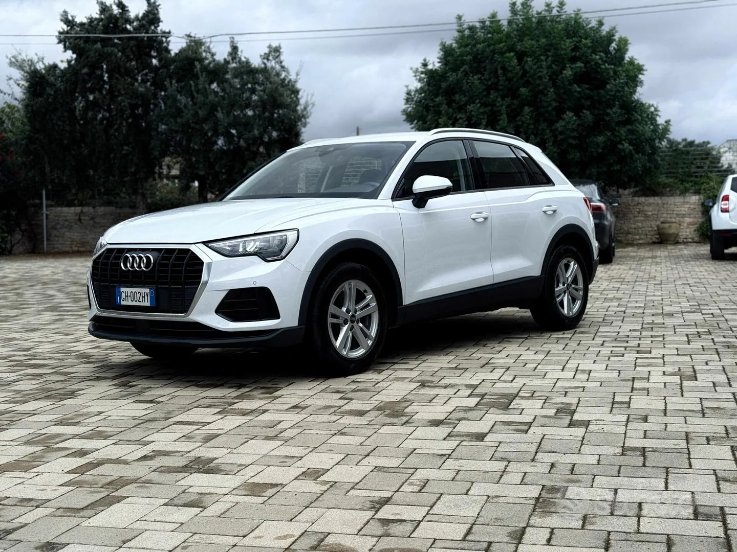 Audi Q3 2021 photo 2