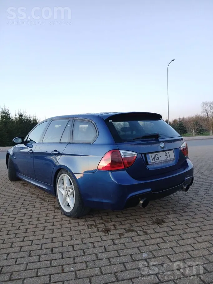 BMW 335 2006 photo 3