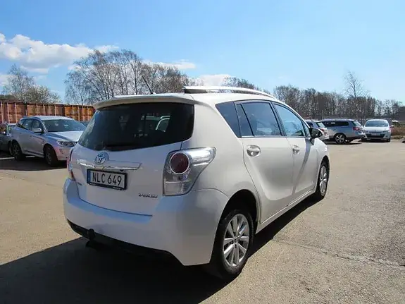 Toyota Verso 2018 photo 5
