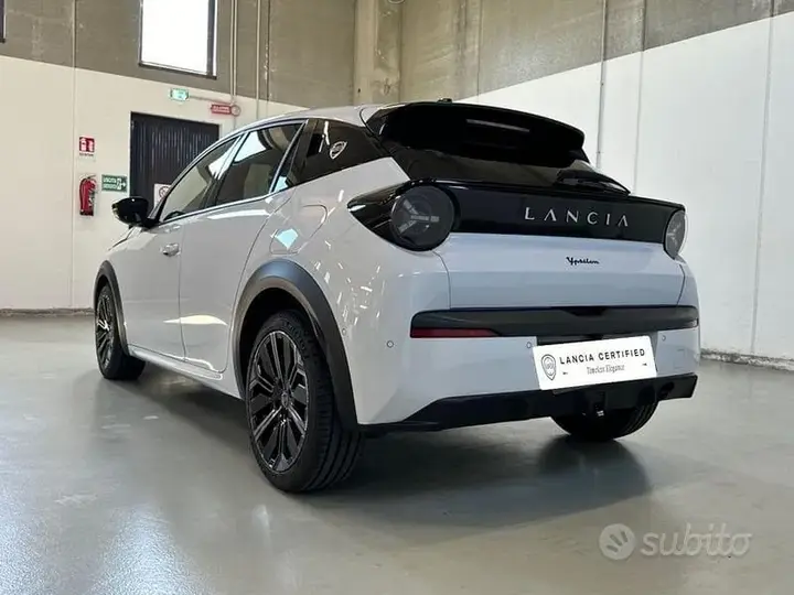 Lancia Ypsilon 2025 photo 3