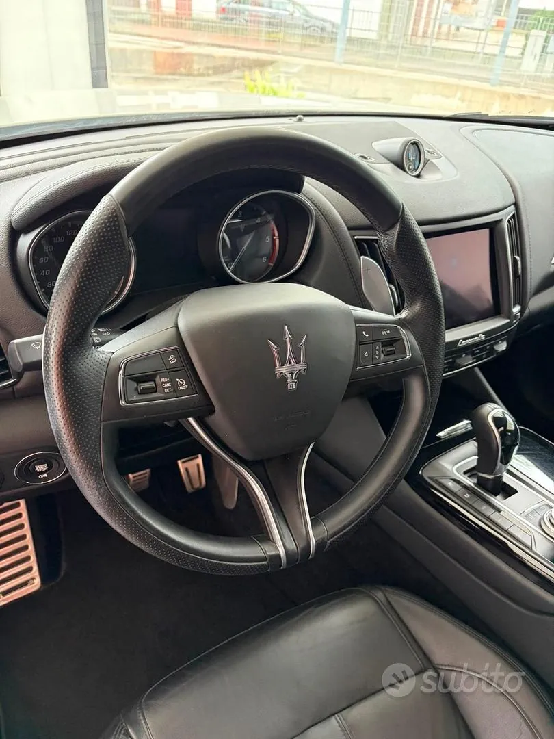 Maserati Levante 2018 photo 5