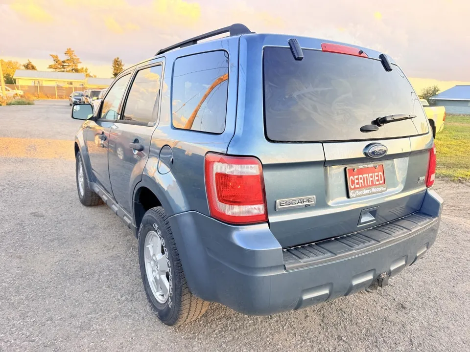 Ford Escape 2012 photo 4