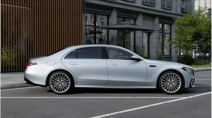 Mercedes-Benz S-Class photo 3
