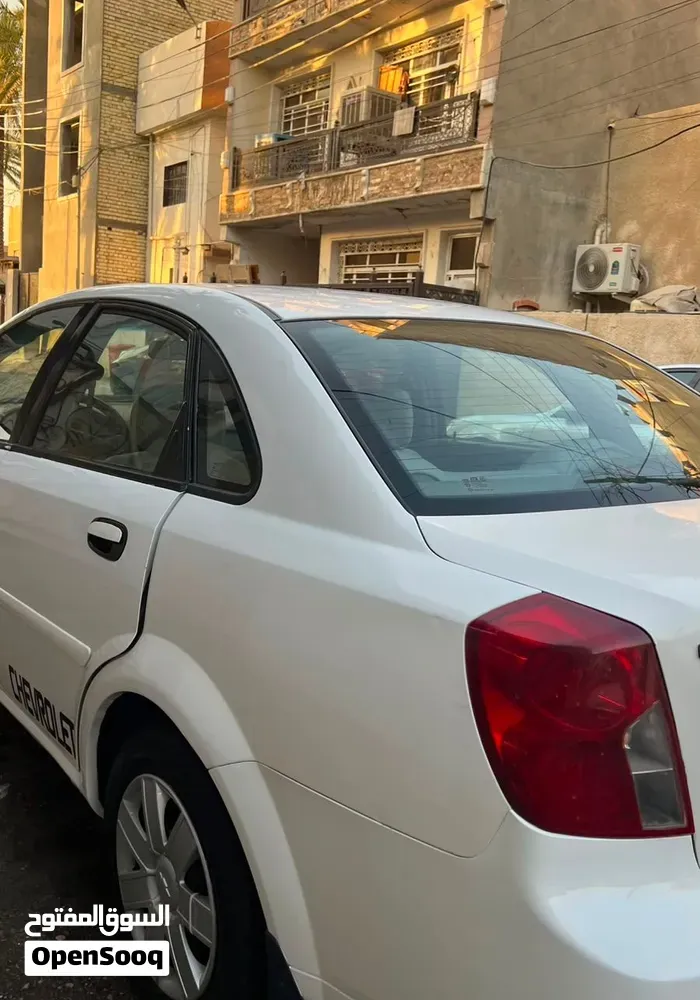Chevrolet Optra 2004 photo 4