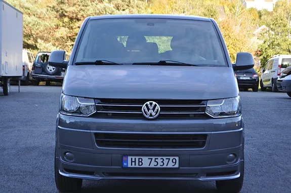Volkswagen Caravelle 2013 photo 2