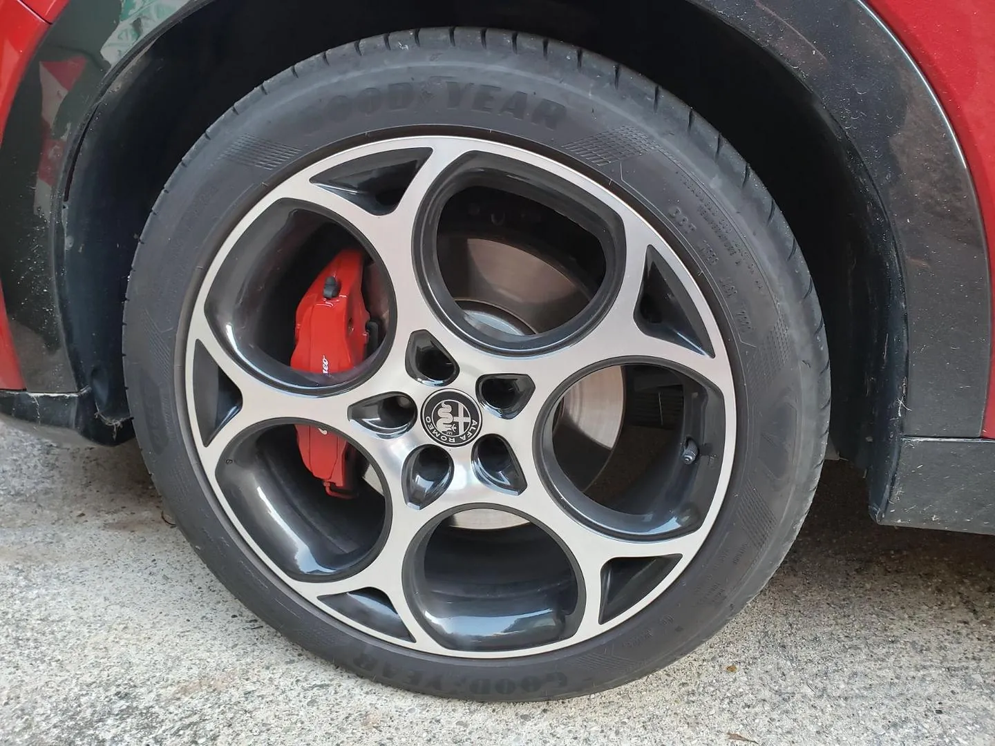 Alfa Romeo Tonale 2024 photo 3