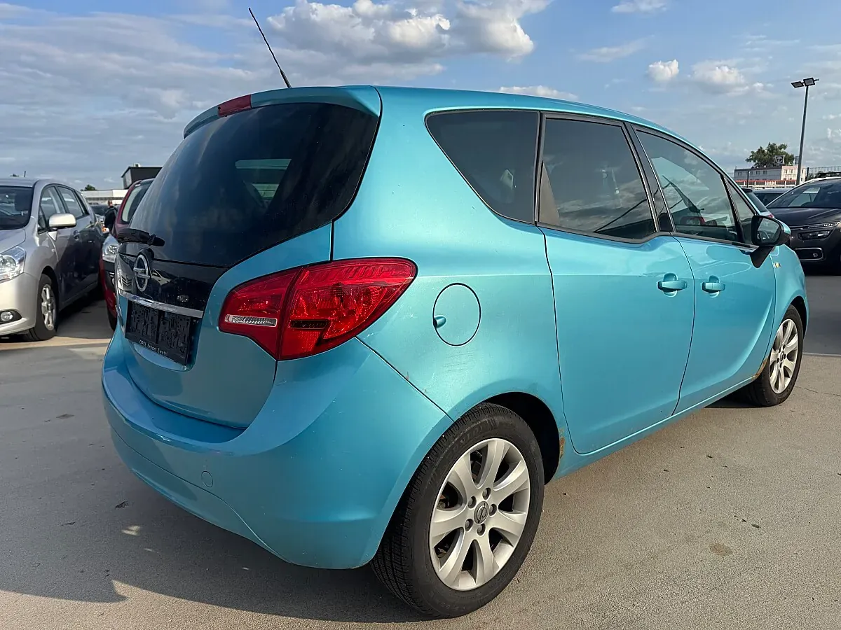 Opel Meriva 2010 photo 2