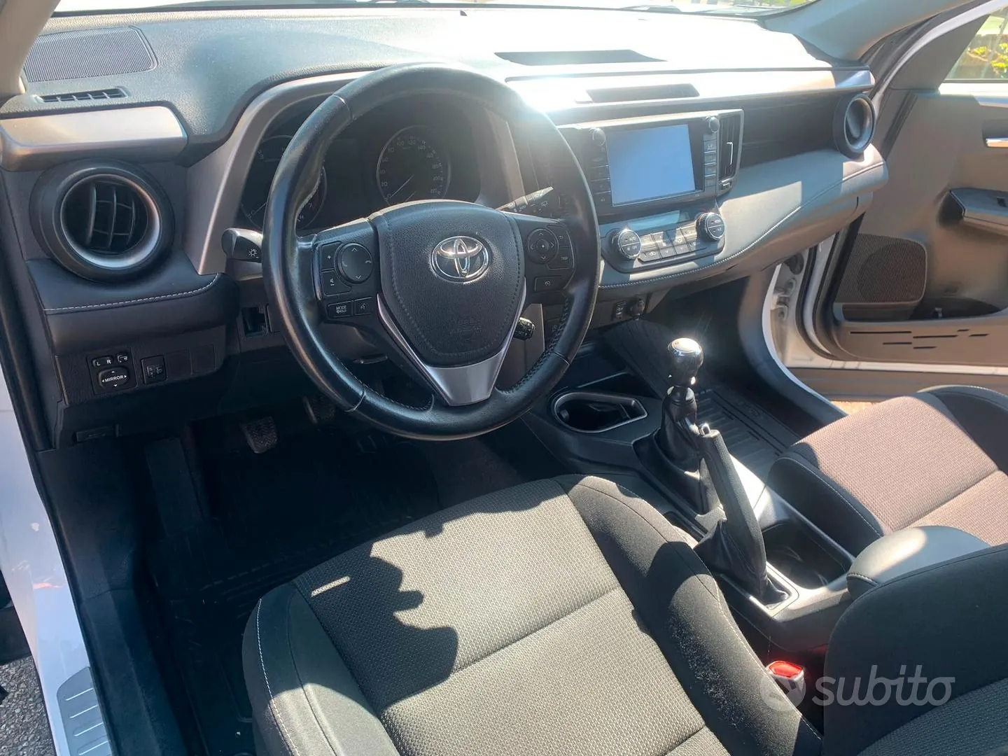 Toyota Rav4 2016 photo 5