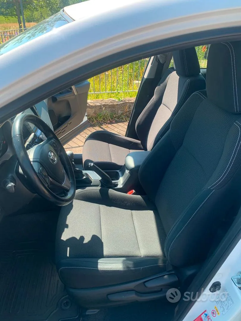 Toyota Rav4 2016 photo 4