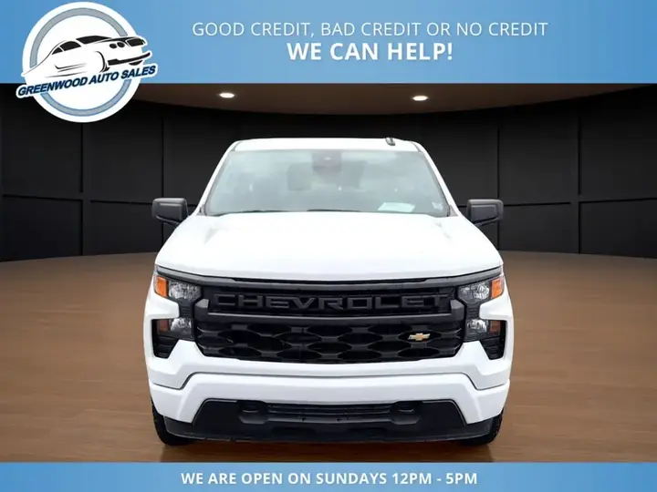 Chevrolet Silverado 1500 2024 photo 2