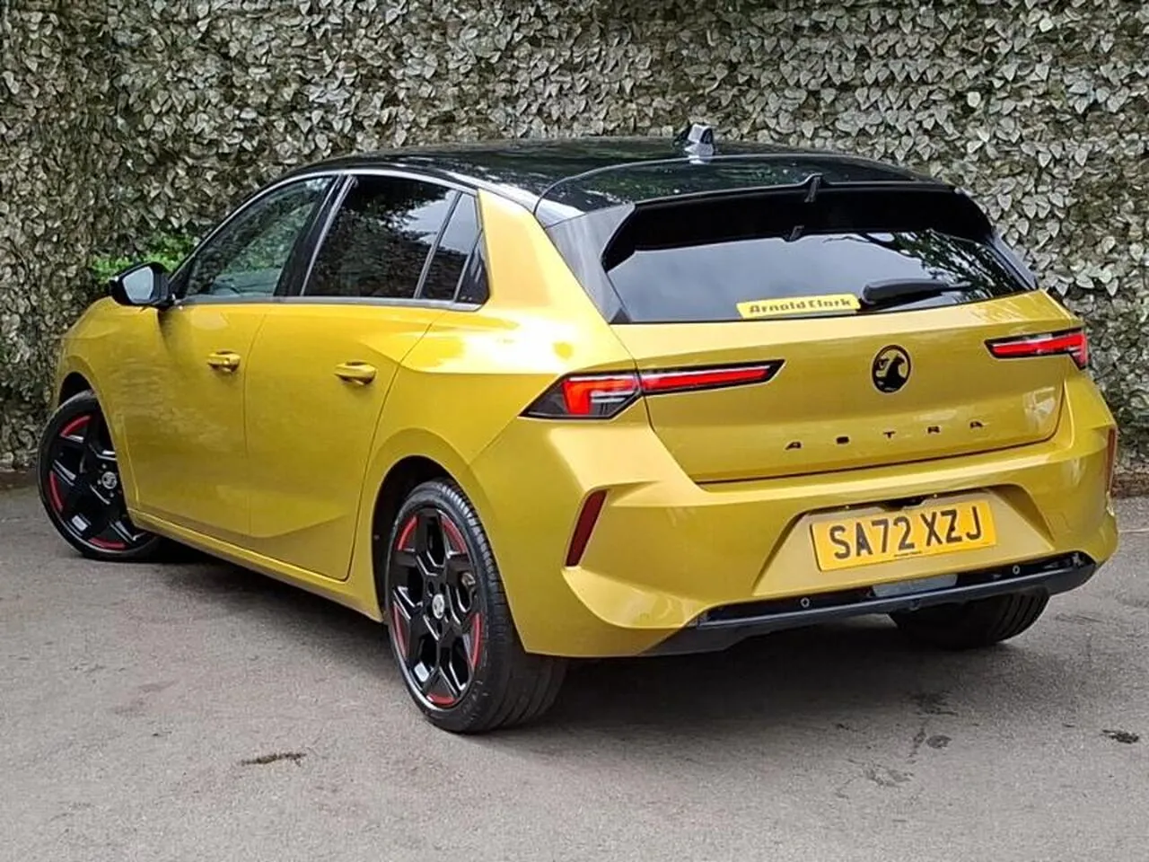Vauxhall Astra 2022 photo 2