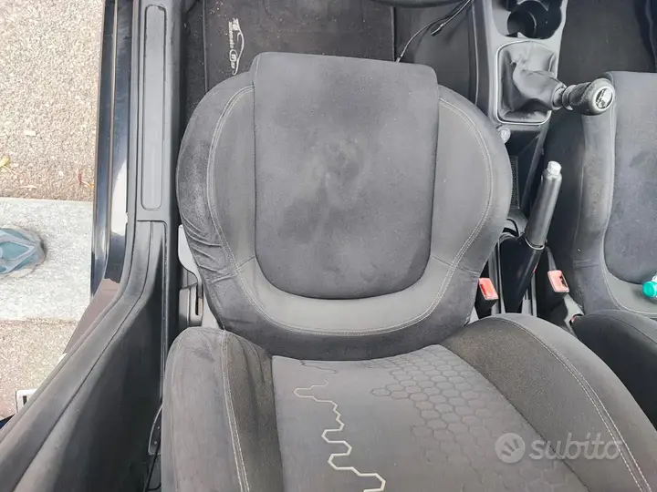 Fiat Punto 2013 photo 5