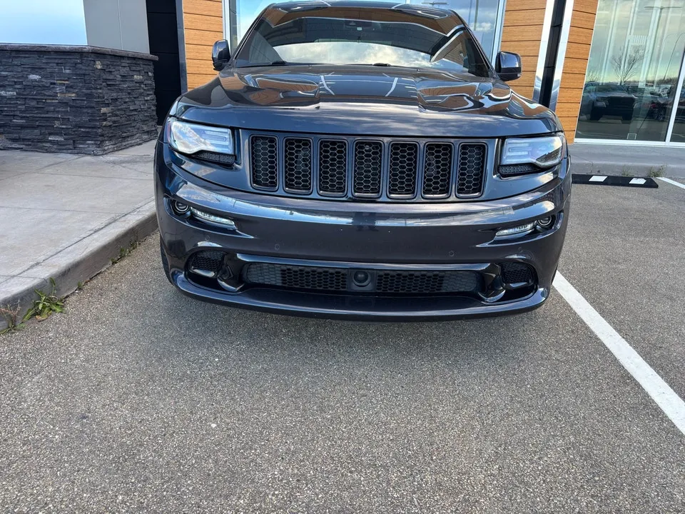 Jeep Grand Cherokee 2024 photo 2