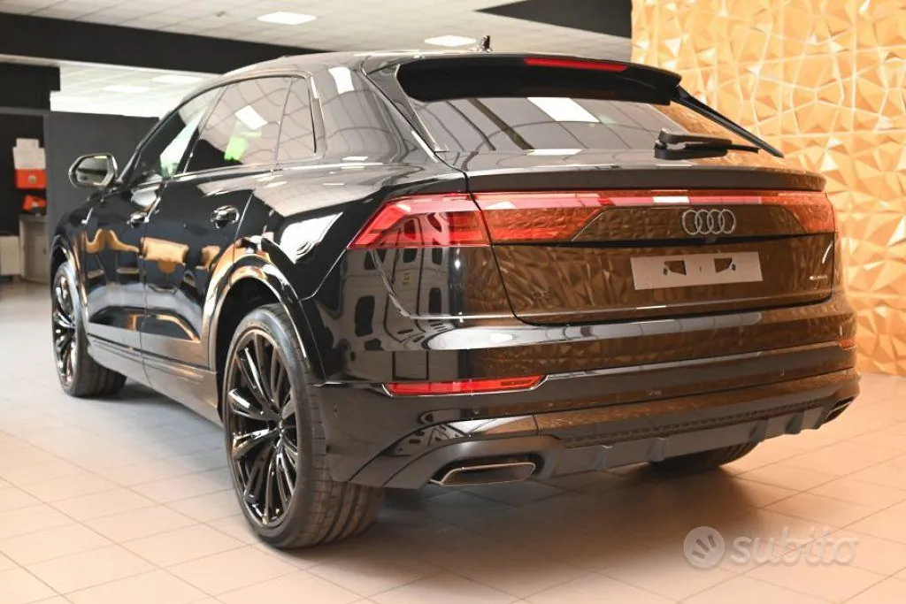 Audi Q8 photo 3