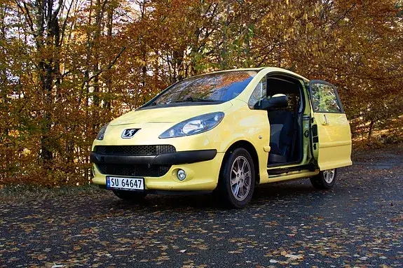Peugeot 1007 2005 photo 4