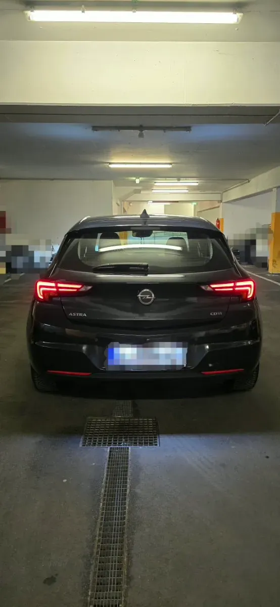 Opel Astra 2015 photo 2