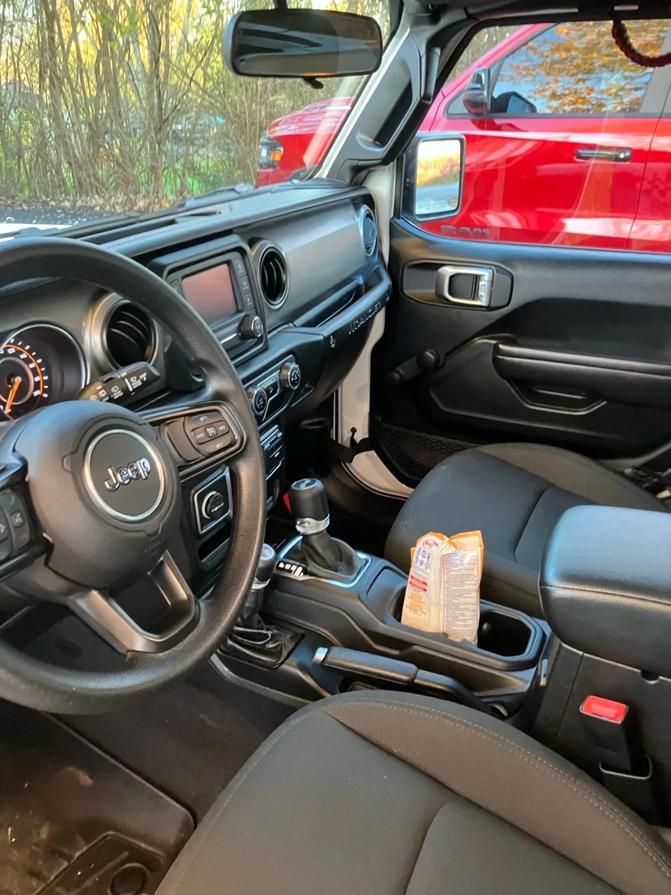 Jeep Wrangler 2021 photo 2