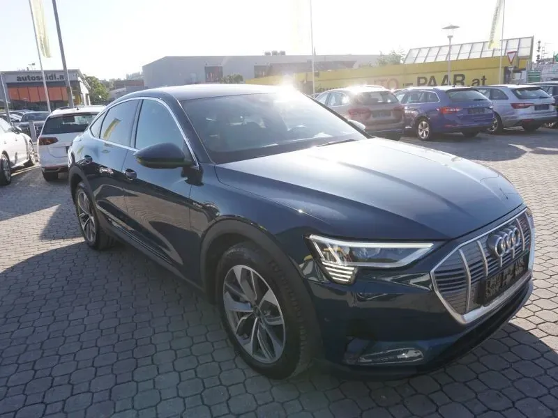 Audi E-Tron 2021 photo 3