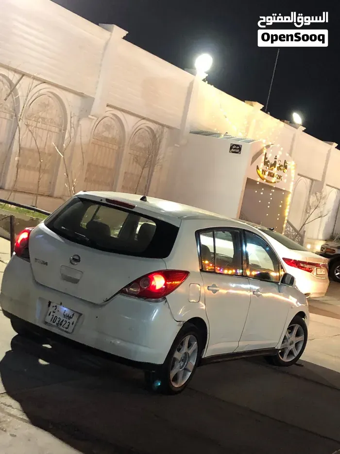 Nissan Tiida 2008 photo 4