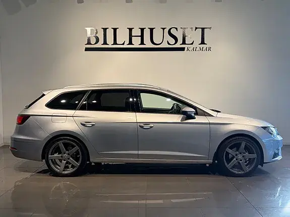 Seat Leon 2019 photo 2