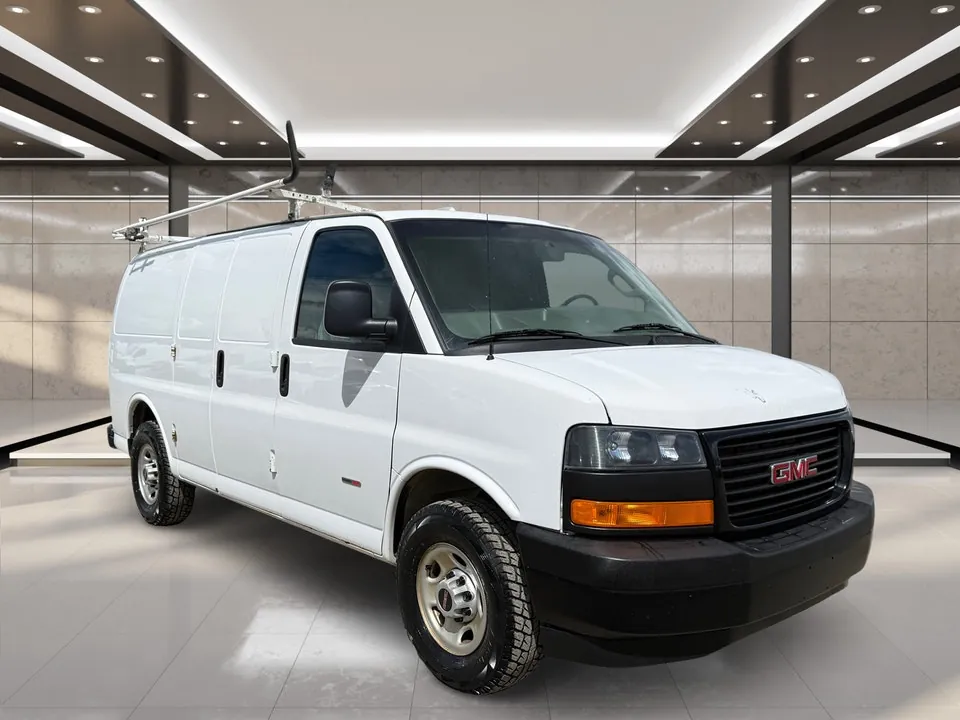 GMC Savana 2018 photo 2