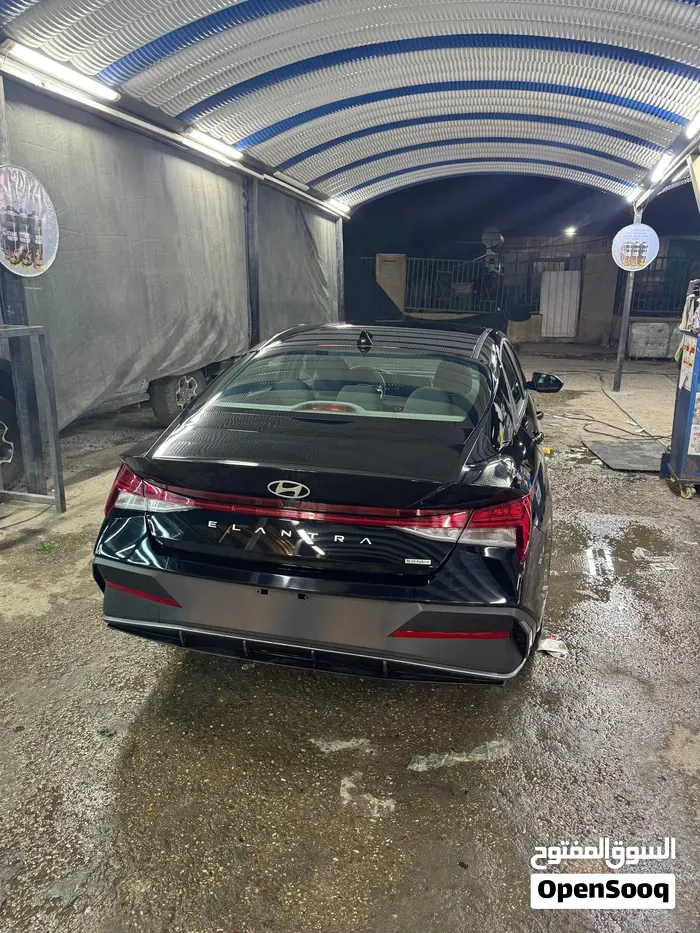 Hyundai Elantra 2025 photo 2