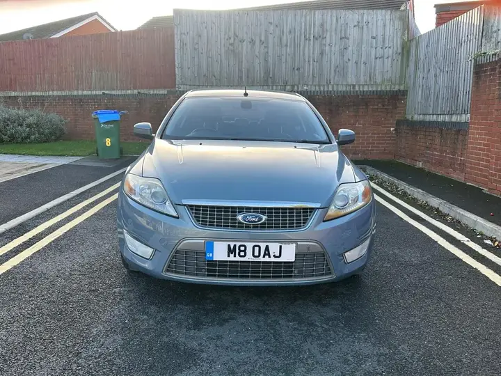 Ford Mondeo 2010 photo 2