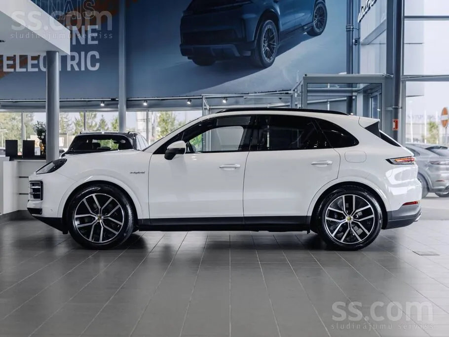 Porsche Cayenne 2025 photo 2