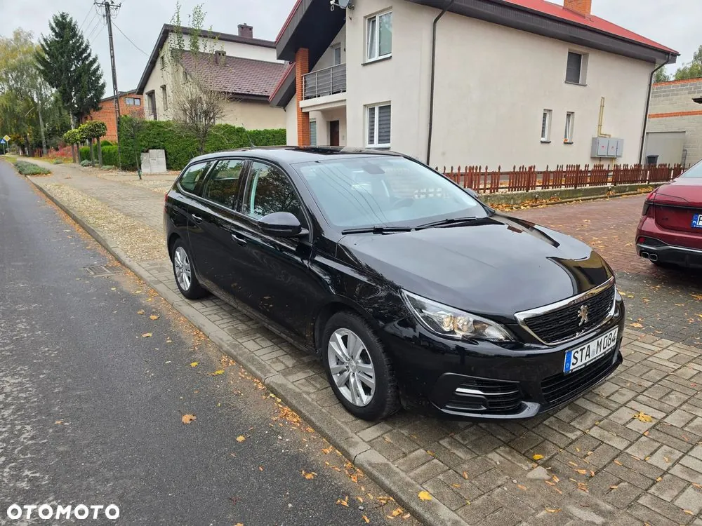 Peugeot 308 2020 photo 2