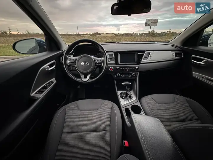 Kia Niro 2017 photo 4