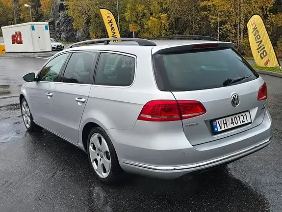 Volkswagen Passat 2012 photo 5