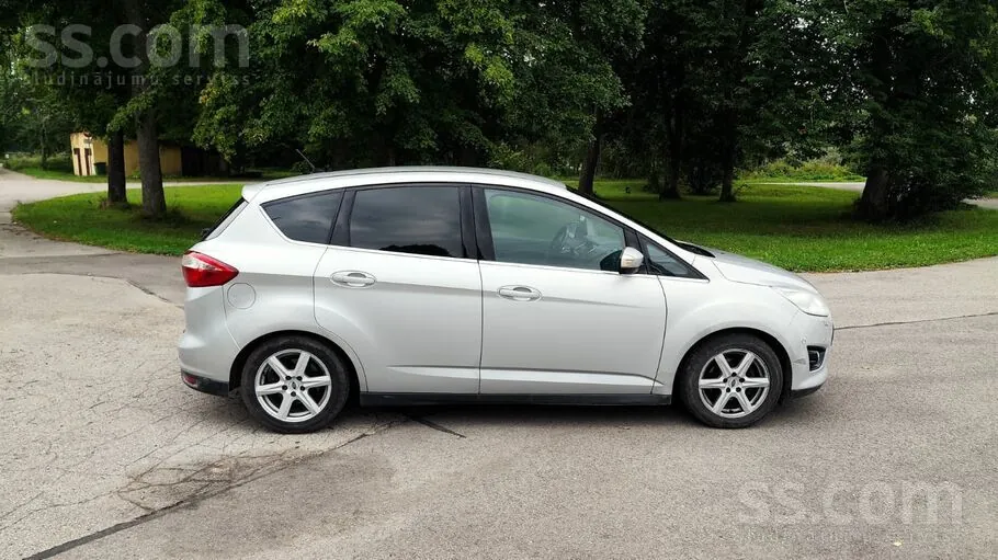 Ford C-Max 2010 photo 2