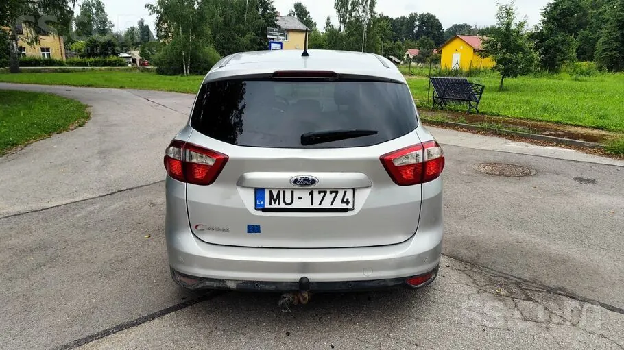 Ford C-Max 2010 photo 3
