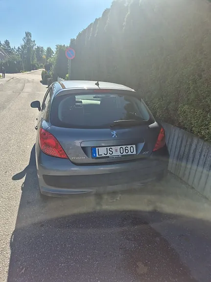 Peugeot 207 2007 photo 2