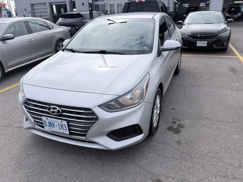 Hyundai Accent 2018 photo 3