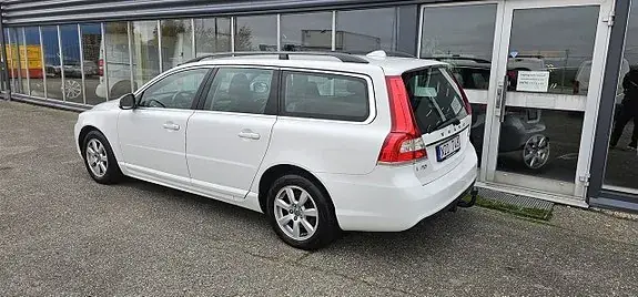 Volvo V70 2014 photo 3